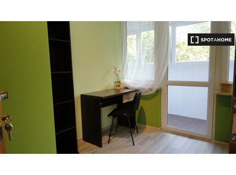 Room for rent in 4-bedroom apartment in Old Mokotów, Warsaw - Ενοικίαση