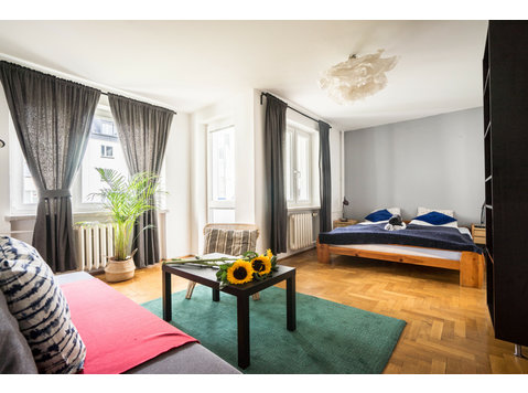 Flatio - all utilities included - WARSAW CENTRAL 3 Bedroom… - Под наем