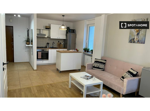 1-bedroom apartment for rent in Praga, Warsaw - Căn hộ
