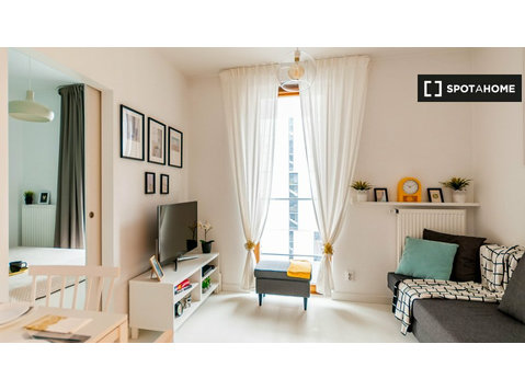 Varşova'da kiralık 1 yatak odalı daire - Apartman Daireleri