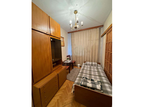 4 rooms apartment , 2 bathrooms – Ursynów  area , Warsaw - アパート
