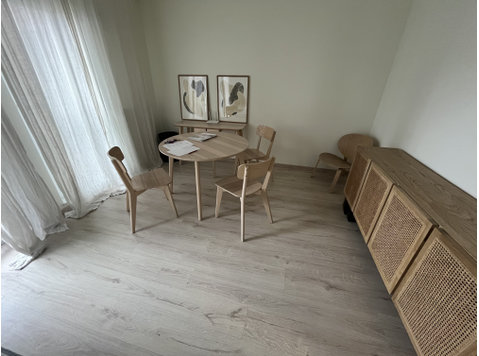BIG STUDIO with a separated kitchen, street Wileńska, Praga… - Apartman Daireleri