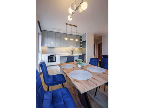 BRAND NEW , high standard 3 rooms apartment – Ludwiki… - Dzīvokļi