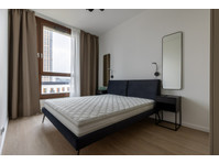 BRAND NEW / high standard 4 rooms apartment, BROWARY… - Căn hộ