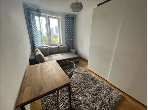 ERASMUS WELCOME 3-bedrooms + separate kitchen, City Center… - Byty