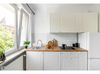 Fully furnished – Modern flat with seperated kitchen | Wola… - குடியிருப்புகள்  