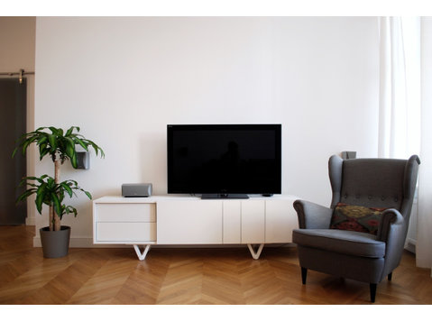 Luxurious, fully equipped Apartment, 2 rooms 60m2 | City… - Apartman Daireleri