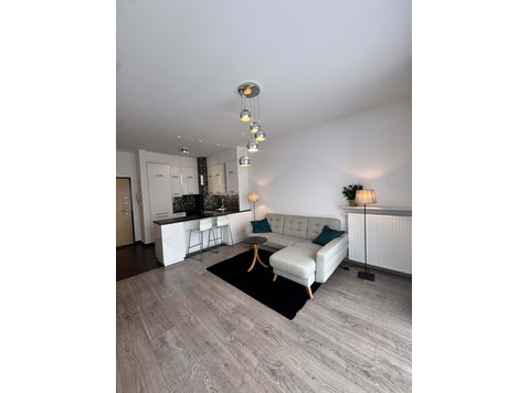 MODERN, spacious 2 rooms apartment- Miasteczko Wilanów - Appartamenti