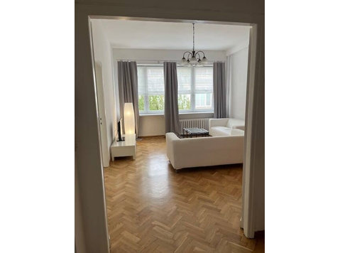 SPACIOUS 2 rooms apartment, Koszykowa Street, CITY CENTER,… - Apartman Daireleri