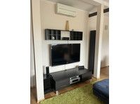 SPACIOUS 3-room apartment at street Opaczewska, near Park… - Apartman Daireleri