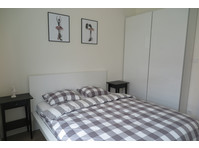 Spacious 3 roooms apartment, Aleja Rzeczypospolitej,… - Διαμερίσματα