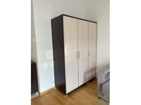 Spacious, fully equipped 32m2 studio – Szczęsna 7B, Włochy,… - Căn hộ