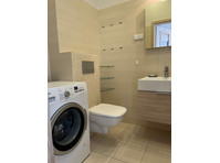 Spacious, fully equipped 32m2 studio – Szczęsna 7B, Włochy,… - Apartman Daireleri