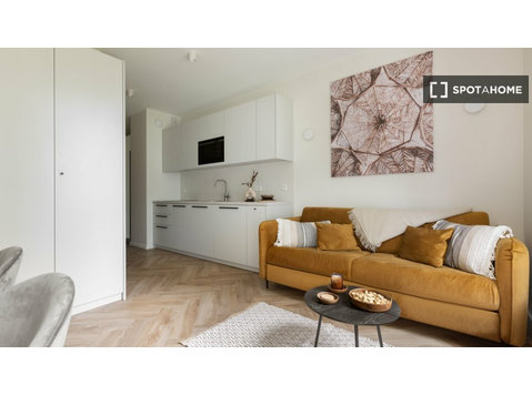 Studio-Apartment zu vermieten in Danzig - Wohnungen