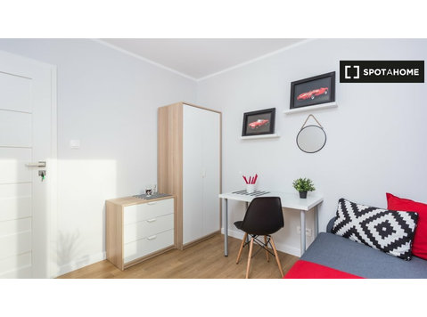 Zimmer zu vermieten in Wohngemeinschaft in Warschau - Zu Vermieten