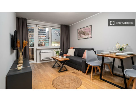 Appartamento con 1 camera da letto in affitto a Warszawa - Apartments