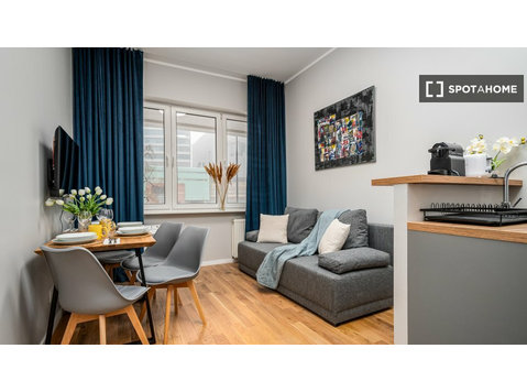 Apartamento de 1 habitación en alquiler en Warszawa - Leiligheter
