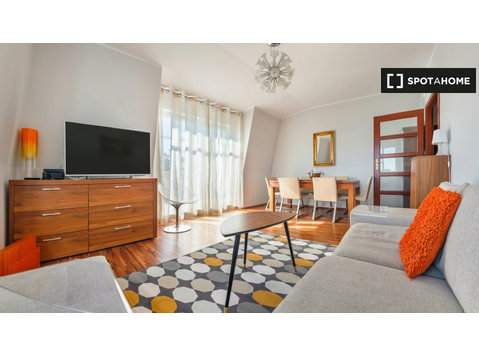 Apartamento de 2 dormitorios en alquiler en Karlikowo, Sopot - Pisos