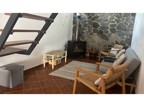 Flatio - all utilities included - Charming house in a… - Te Huur