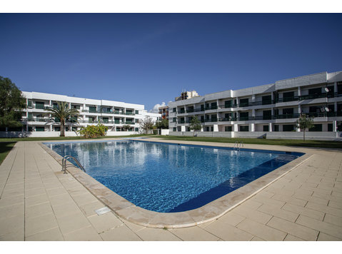 Flatio - all utilities included - Apartment with Pool in… - Te Huur
