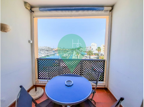 Flatio - all utilities included - Penthouse Duplex Marina… - For Rent