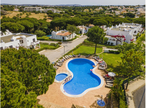 Flatio - all utilities included - Albufeira Family Holidays… - Te Huur
