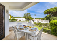 Flatio - all utilities included - Albufeira Family Holidays… - Te Huur