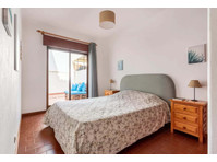 Adorable 1-bed flat w/ balcony - Căn hộ