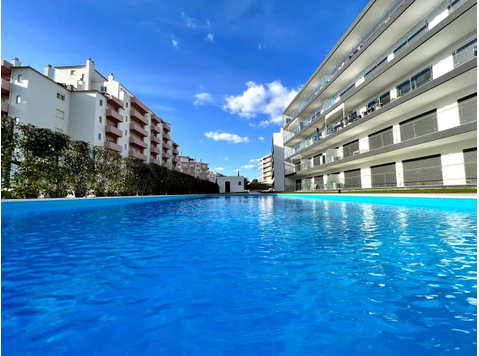 Rua Marcos Algarve, Portimão - Apartments