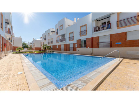 Cozy 2 BDR Flat in Cabanas W/ Pool - آپارتمان ها