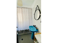Flatio - all utilities included - Cozy  Room in T2 Apartment - Общо жилище
