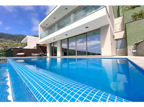 Flatio - all utilities included - Luxury Villa Bianca - For Rent