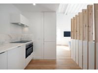 Flatio - all utilities included - Studio apartment with… - Аренда