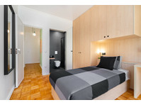 Flatio - all utilities included - Leiria Room with Balcony… - Woning delen