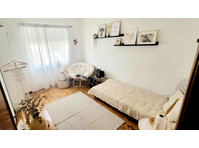 Flatio - all utilities included - Room near the beach with… - WGs/Zimmer