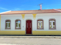 Flatio - all utilities included - Casa do Mar Salgado - K pronájmu
