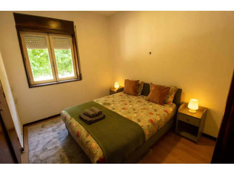 Room for rent in São João da Madeira - Room 101 - 公寓