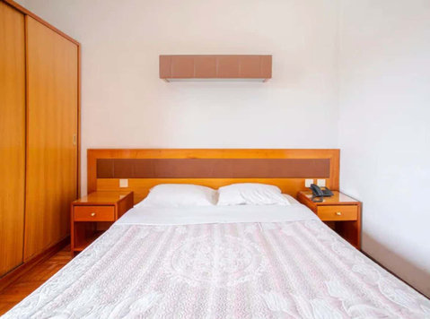 Room for rent in São João da Madeira - Room 103 - Dzīvokļi