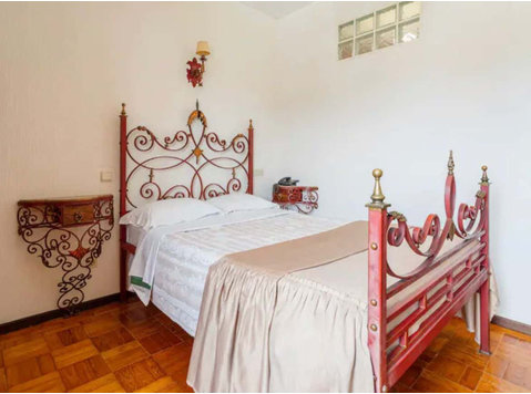 Room for rent in São João da Madeira - Room 204 - Lakások