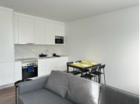 Flatio - all utilities included - Cozy Figueira Apartment - Аренда