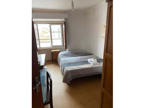 Couple Room with private bathroom - Apartments