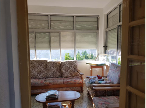 Moradia com 3 quartos e piscina em Rua Sociedade… - 	
Lägenheter