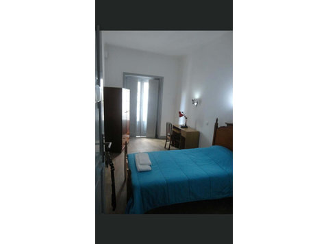 Single room in Coimbra - Byty