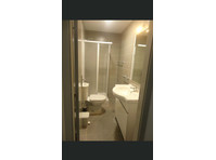 Single room with private bathroom in Coimbra - Apartman Daireleri