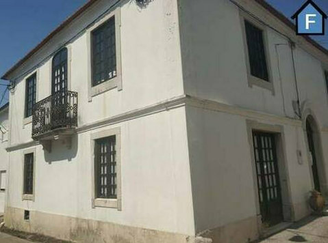 Bank Property, House in Verride, Montemor-o-velho - Dům