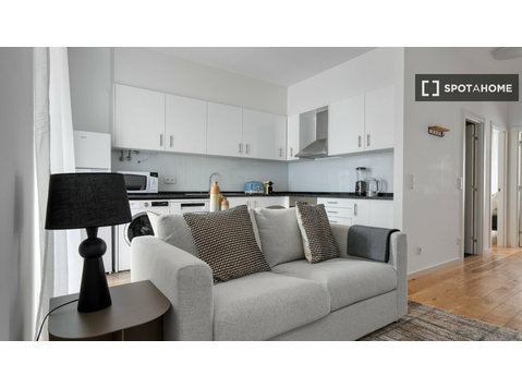 Appartamento con 2 camere da letto in affitto a Campolide,… - Appartamenti