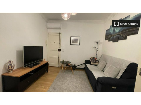 Apartamento de 2 dormitorios en alquiler en Lisboa - Pisos