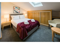 Flatio - all utilities included - Double Room at Comtesse… - Flatshare