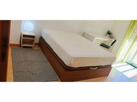 Flatio - all utilities included - Very bright and cozy room… - Pisos compartidos