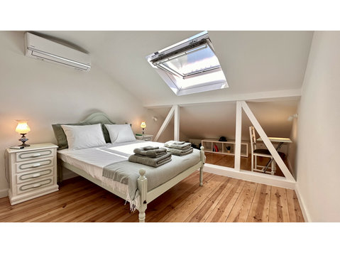 Flatio - all utilities included - Charming 1-bedroom duplex… - K pronájmu